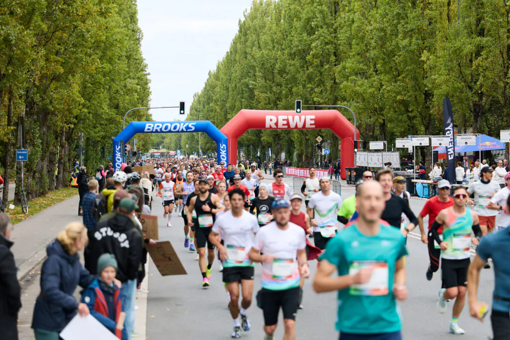 MARATHON M&Uuml;NCHEN by Brooks 2026