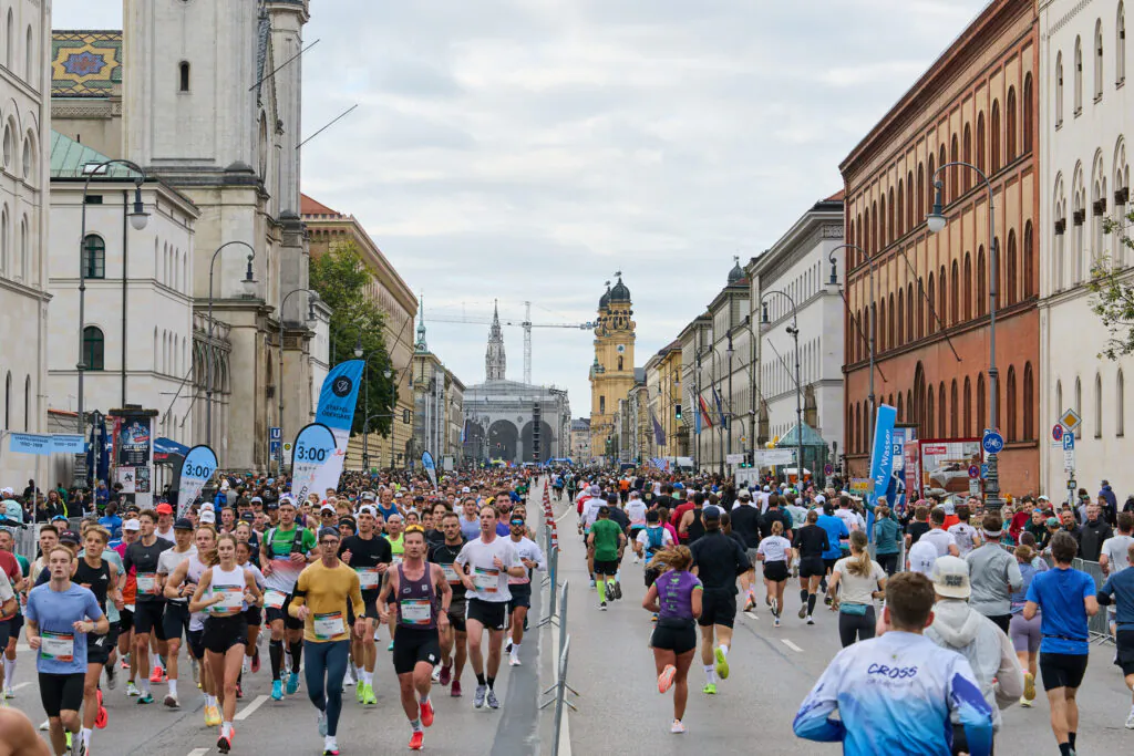 MARATHON M&Uuml;NCHEN by Brooks 2026