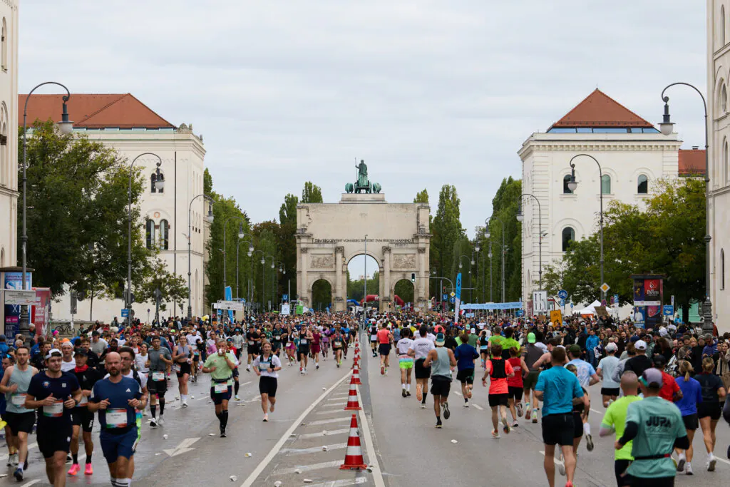 MARATHON M&Uuml;NCHEN by Brooks 2026
